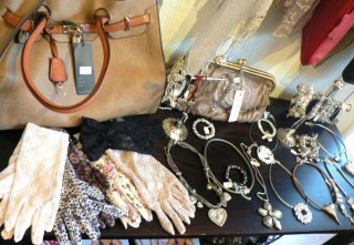 ndigo Hill has a wide selection of quirky, kitsch, trendy and vintage jewellery